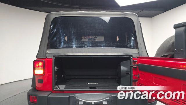 Jeep Wrangler (JK) 2.8 Diesel Rubicon 2Door 2012 — фото 20