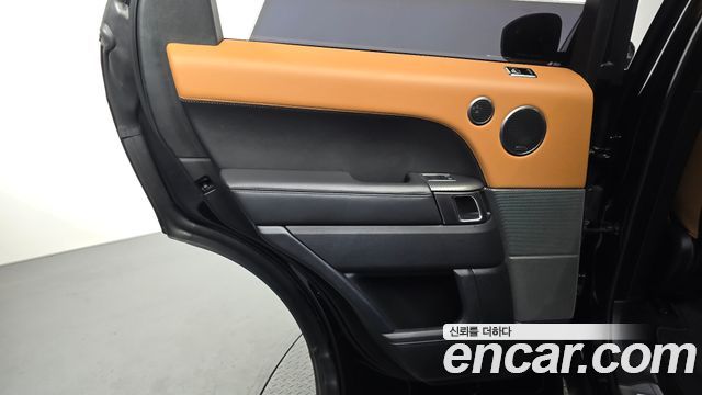 Land Rover Range Rover Sport (II) 3.0 SDV6 HSE Dynamic 2018 — фото 25