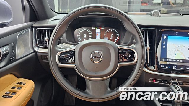 Volvo S60 (III) T5 Inscroption 2020 — фото 13
