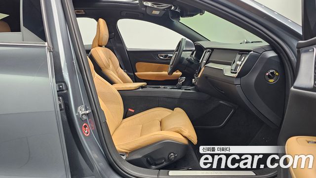Volvo S60 (III) T5 Inscroption 2020 — фото 26