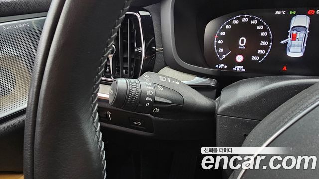 Volvo S60 (III) T5 Inscroption 2020 — фото 29