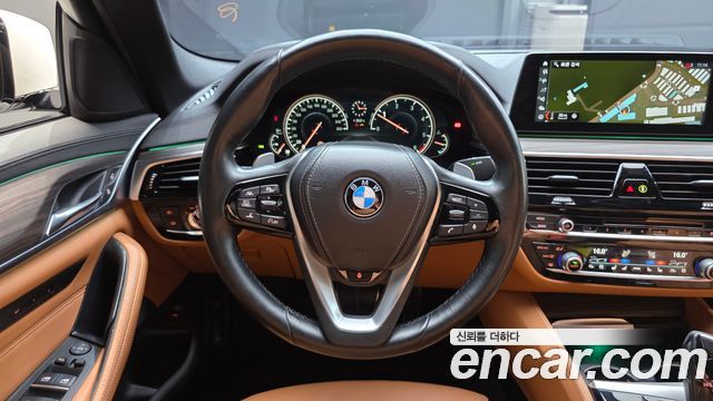 BMW 5 Series (G30) 520d M Sport Package Plus 2017 — фото 12