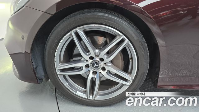 Mercedes-Benz E-Class (W213) E220d Coupe 2020 — фото 5