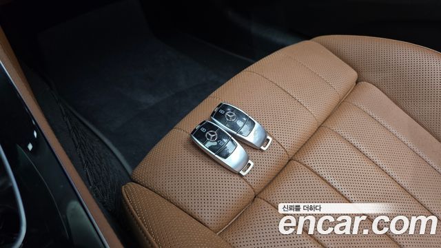 Mercedes-Benz E-Class (W213) E220d Coupe 2020 — фото 31