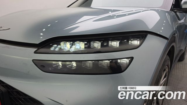 Genesis GV60 Standard AWD 2022 — фото 22