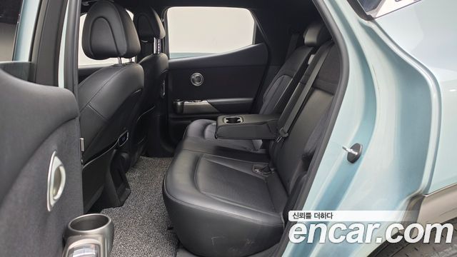 Genesis GV60 Standard AWD 2022 — фото 26