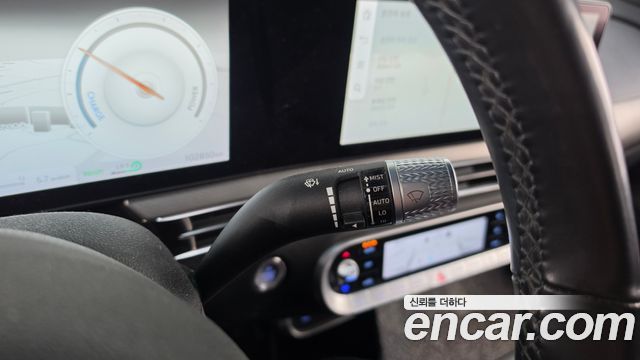 Genesis GV60 Standard AWD 2022 — фото 35