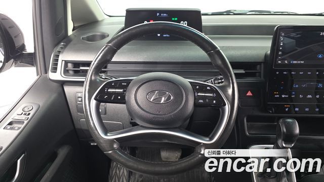 Hyundai Staria Tourer 11-Seater Modern 2023 — фото 14