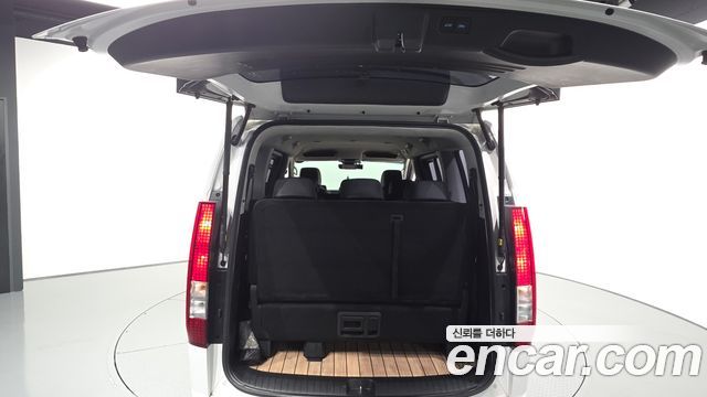 Hyundai Staria Tourer 11-Seater Modern 2023 — фото 20