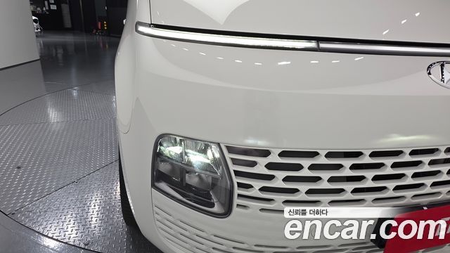 Hyundai Staria Tourer 11-Seater Modern 2023 — фото 22