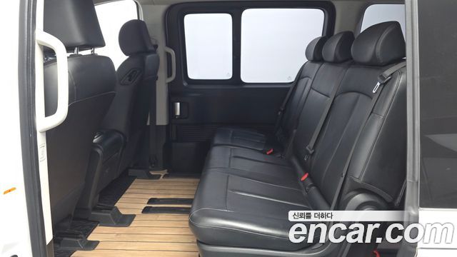 Hyundai Staria Tourer 11-Seater Modern 2023 — фото 26