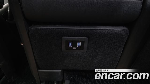 Hyundai Staria Tourer 11-Seater Modern 2023 — фото 35