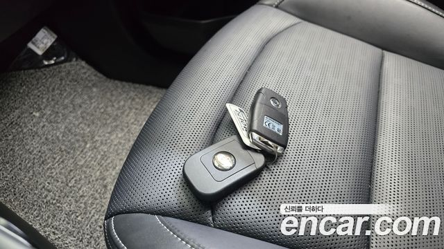 KG Mobility (SsangYong) Torres Gasoline 1.5 4WD T7 2024 — фото 15