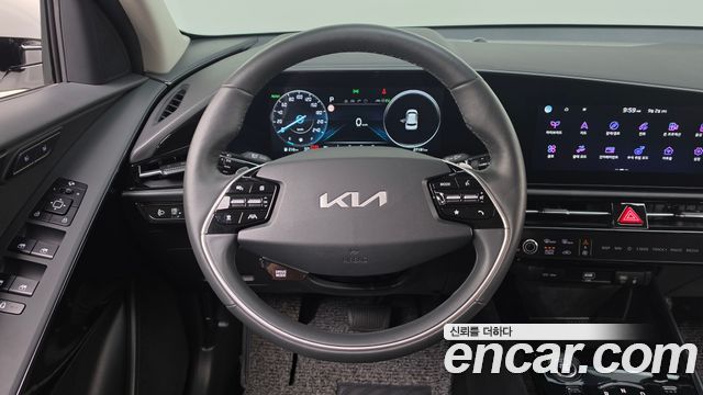 Kia Niro Prestige 2024 — фото 13