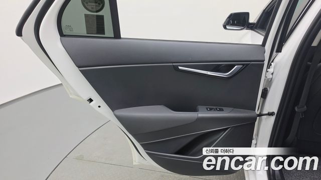 Kia Niro Prestige 2024 — фото 25