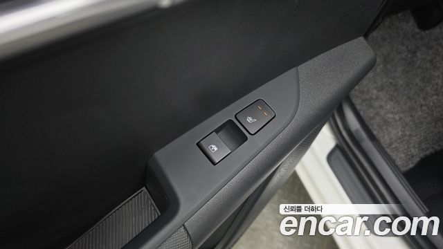 Kia Niro Prestige 2024 — фото 37