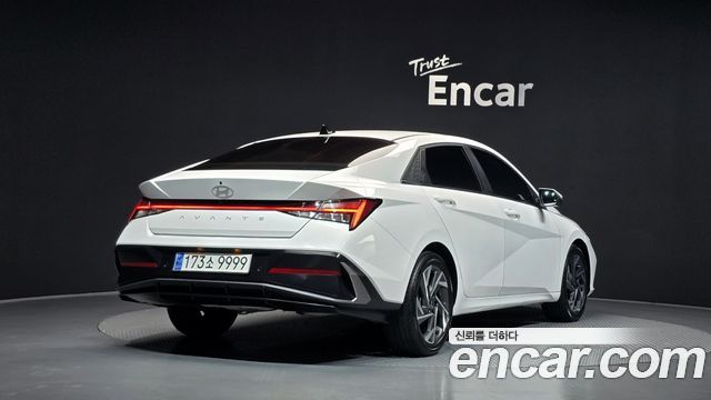 Hyundai Avante (CN7) 1.6 Inspiration 2024 — фото 2
