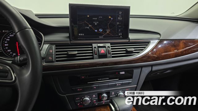 Audi A6 2.0 TDI Dynamic C7 2014 — фото 12