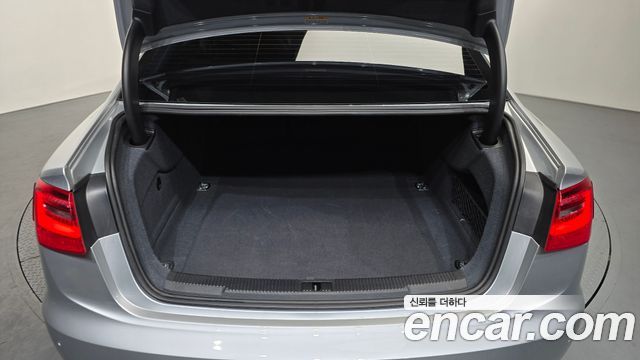 Audi A6 2.0 TDI Dynamic C7 2014 — фото 17