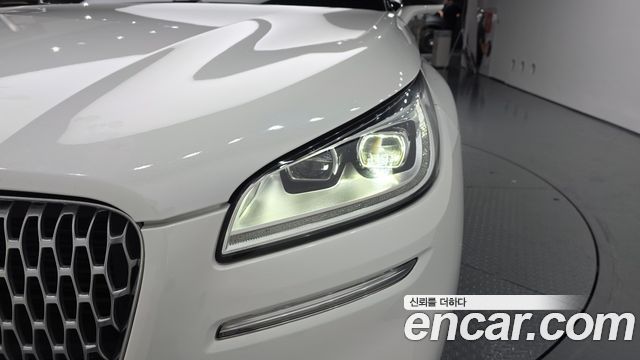 Lincoln Corsair 2.0 Reserve AWD 2021 — фото 22