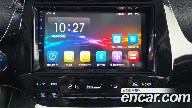 Toyota Prius (IV) 1.8 E 2017 — фото 14