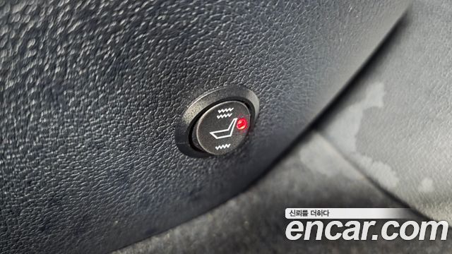 Toyota Prius (IV) 1.8 E 2017 — фото 18