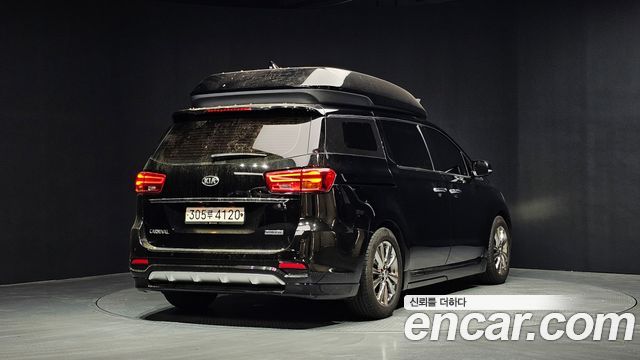 Kia Carnival 9-Seater Hi-Limousine Prestige Hiroof 2019 — фото 2