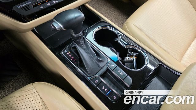 Kia Carnival 9-Seater Hi-Limousine Prestige Hiroof 2019 — фото 9