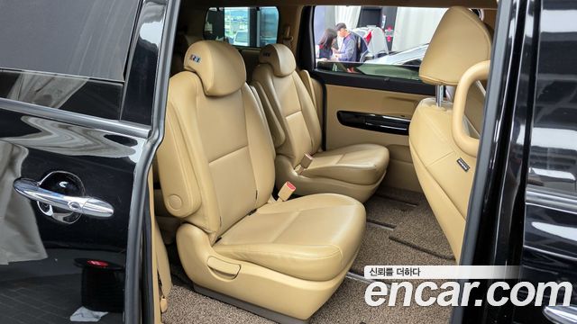 Kia Carnival 9-Seater Hi-Limousine Prestige Hiroof 2019 — фото 12