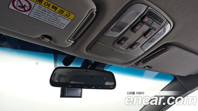 Kia Carnival 7-Seater Limousine President 2019 — фото 27