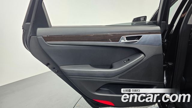 Genesis G80 3.3 GDI AWD Luxury 2017 — фото 25