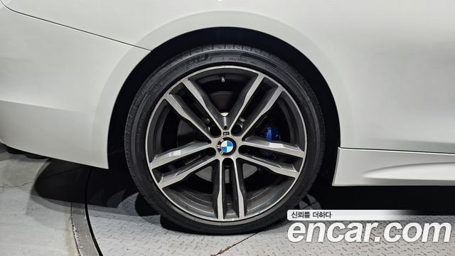 BMW 4 Series (F32) 430i M Sport Convertible 2019 — фото 5