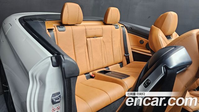 BMW 4 Series (F32) 430i M Sport Convertible 2019 — фото 11