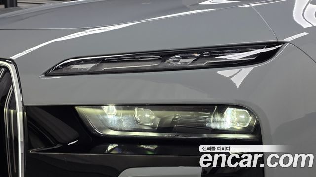 BMW 7 Series (G70) 750e xDrive M Sport 2023 — фото 22