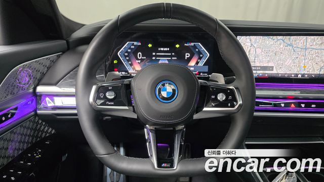 BMW 7 Series (G70) 750e xDrive M Sport 2023 — фото 33