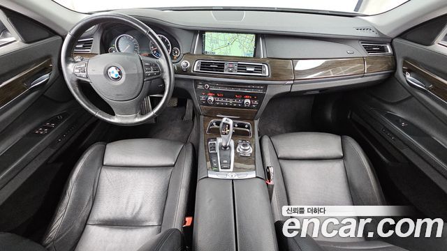 BMW 7 Series (F01) 740Li 2013 — фото 7