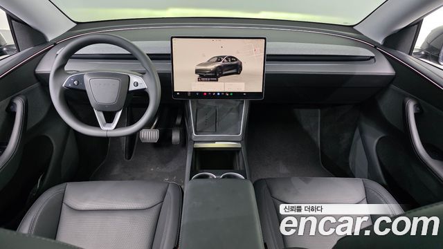 Tesla Model Y RWD 2025 — фото 7