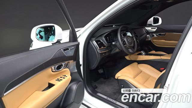 Volvo XC90 (II) B6 Ultimate Bright 2023 — фото 10