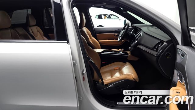 Volvo XC90 (II) B6 Ultimate Bright 2023 — фото 26