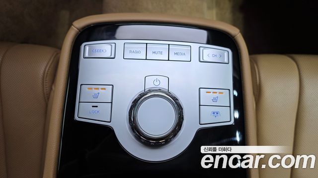 Genesis G80 (RG3) Gasoline 2.5 Turbo 2WD 2025 — фото 36