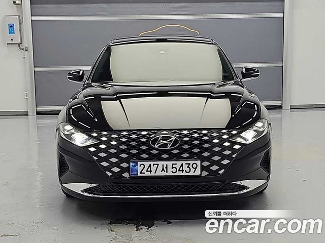 Hyundai Grandeur (IG) 2.5 Premium 2022 — фото 2