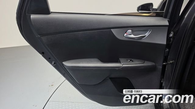 Kia K3 (II) 1.6 Prestige 2022 — фото 25