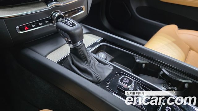 Volvo XC60 (II) T6 Inscription 2019 — фото 9