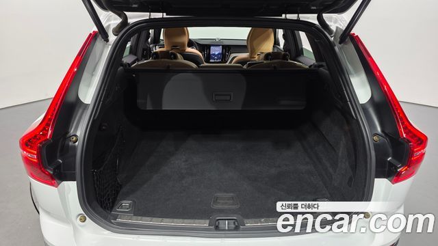 Volvo XC60 (II) T6 Inscription 2019 — фото 19