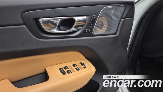 Volvo XC60 (II) T6 Inscription 2019 — фото 20
