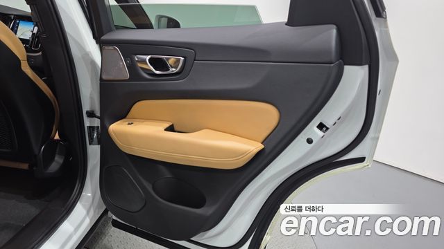 Volvo XC60 (II) T6 Inscription 2019 — фото 25