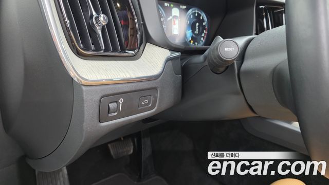 Volvo XC60 (II) T6 Inscription 2019 — фото 28