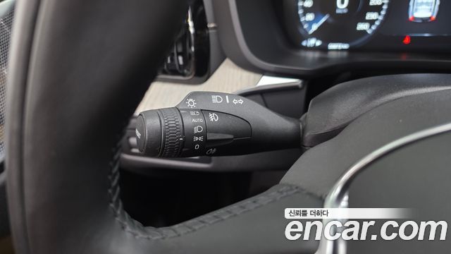 Volvo XC60 (II) T6 Inscription 2019 — фото 29