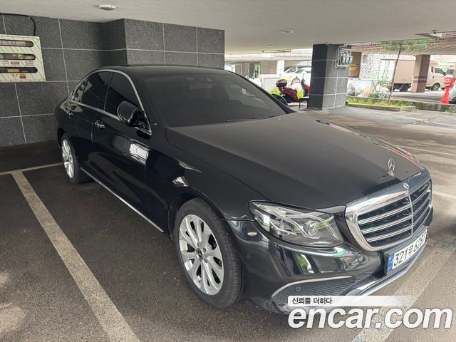 Mercedes-Benz E-Class (W213) E220d 4MATIC Exclusive