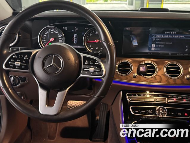 Mercedes-Benz E-Class (W213) E220d 4MATIC Exclusive 2020 — фото 7